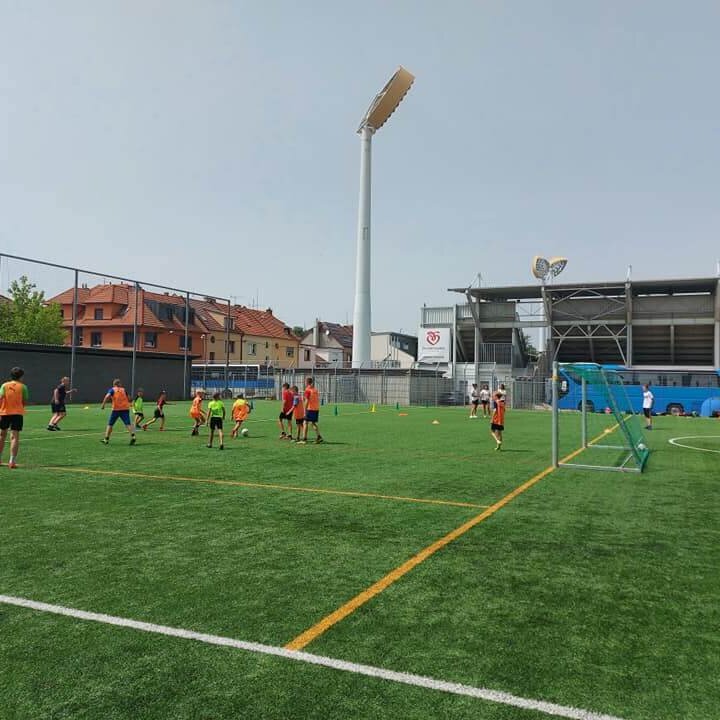 217594573_775990489759806_6365049317850362849_n